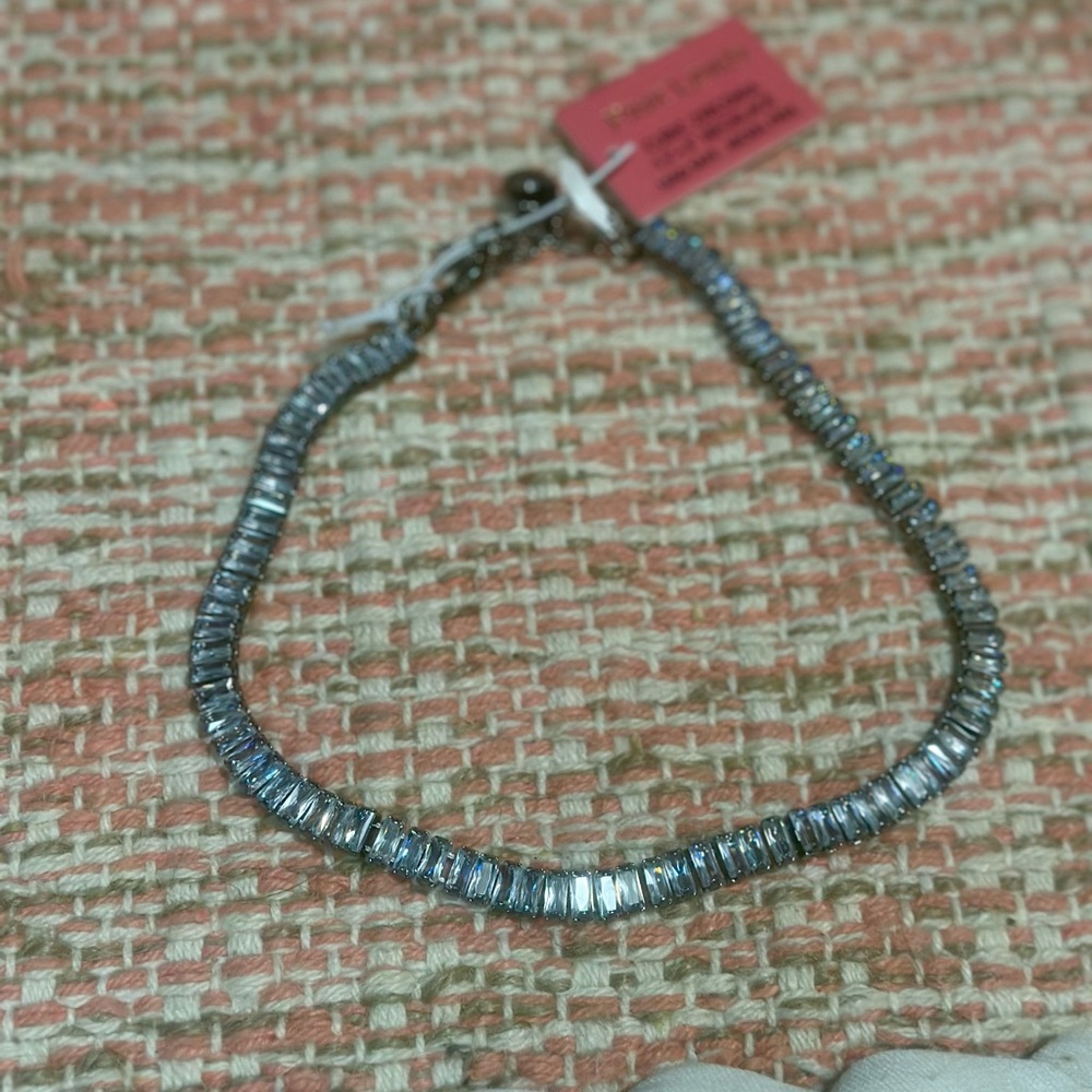 NWT CRYSTAL choker